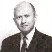 Dr. Roberto Navarro Ortega